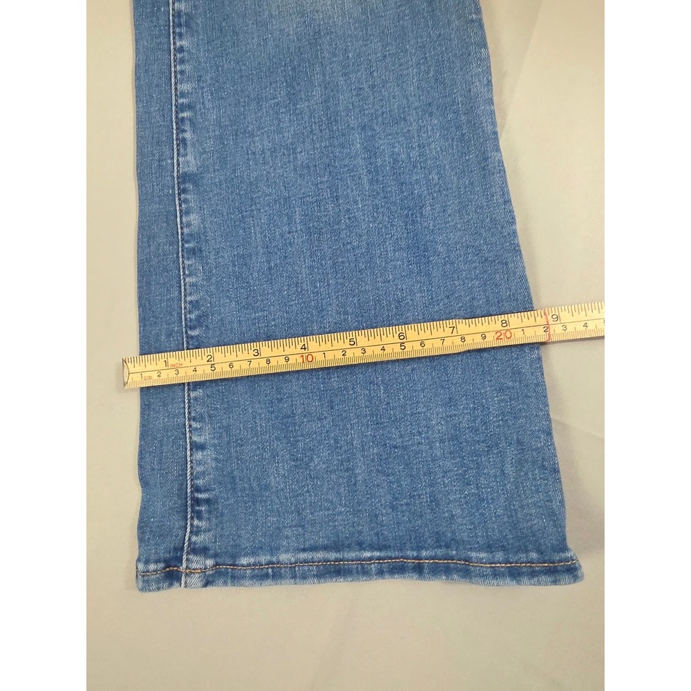 American Eagle Next Level Stretch Flare Jeans Medium Wash Size 8 Womens - Picture 7 of 15